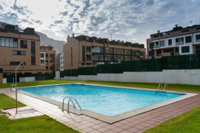 Mar y Montaña, apartamento con piscina, playa a 3 km VUT-3945-AS
